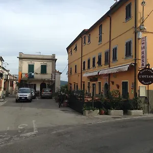 La Rosa Hotel
