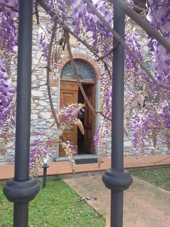 Pietra E Glicine B&B Pieve a Nievole Italy